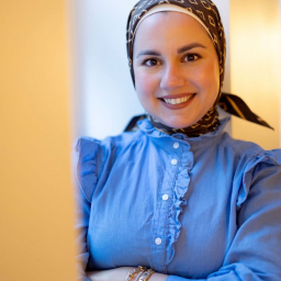 سارة الخطيب